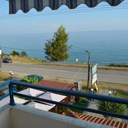 Hotel de apartamente Kangaroo Mola Kalyva